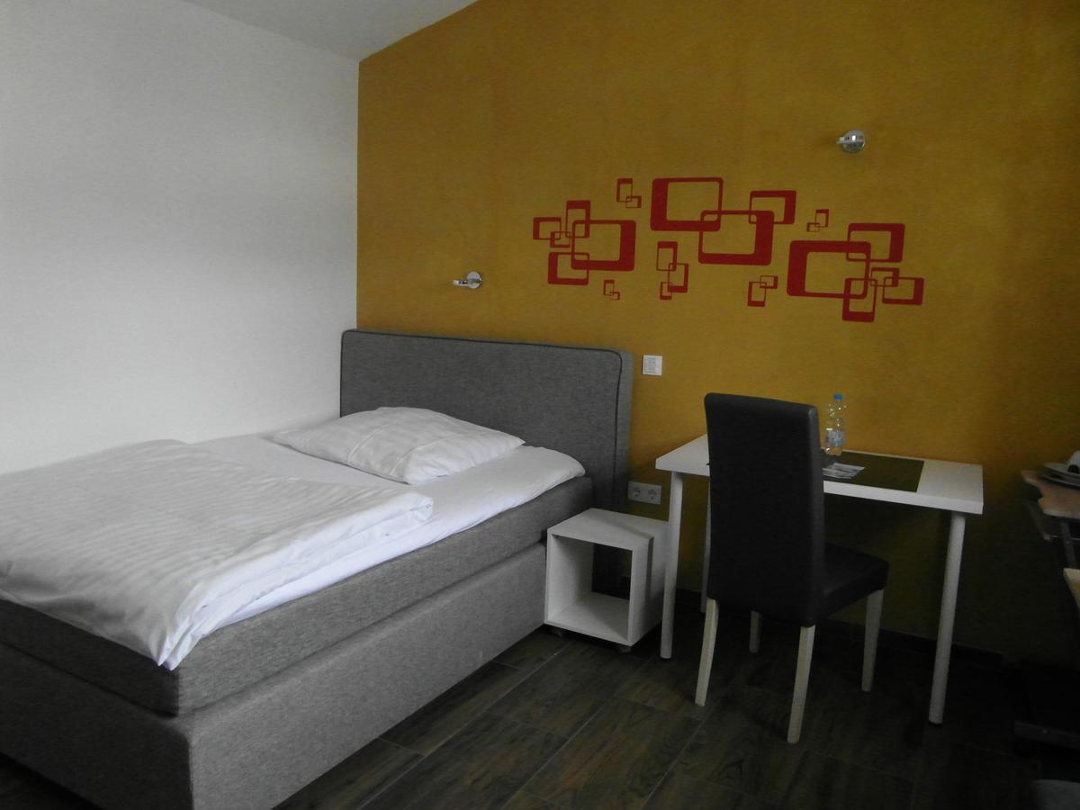 Hotel Am Donaubogen Sarching Zewnętrze zdjęcie